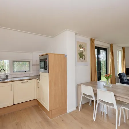 Holiday home Voor Rust Ruimte En